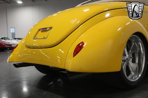1937 Ford Roadster image 94
