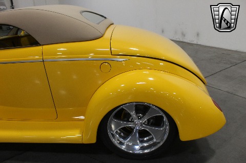 1937 Ford Roadster image 43