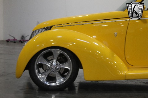 1937 Ford Roadster image 47