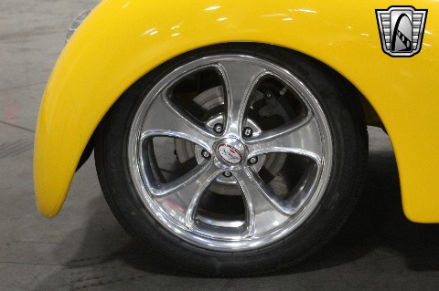 1937 Ford Roadster image 103