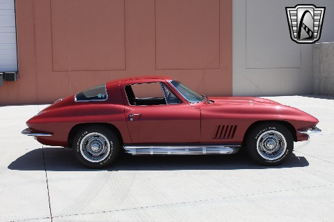 1967 Chevrolet Corvette image 14