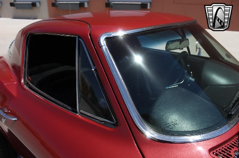 1967 Chevrolet Corvette image 104