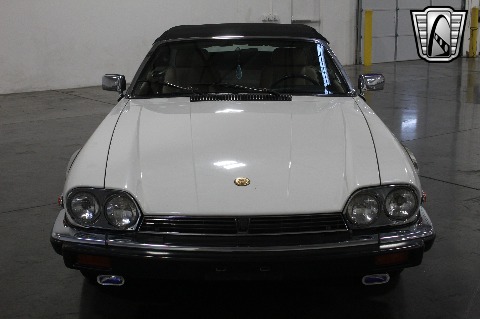1991 Jaguar XJS image 16