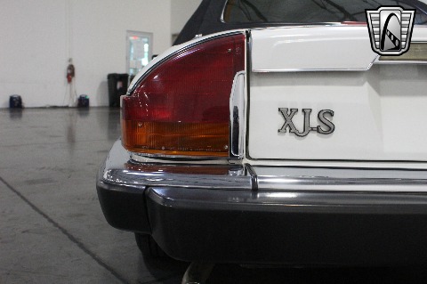 1991 Jaguar XJS image 98