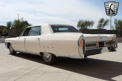 1965 Cadillac Fleetwood image 18