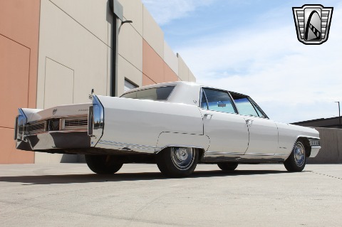 1965 Cadillac Fleetwood image 28
