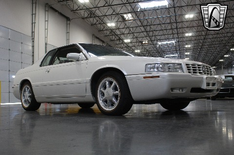 2002 Cadillac Eldorado image 31