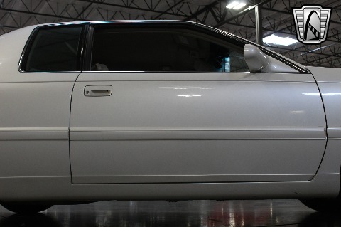 2002 Cadillac Eldorado image 57