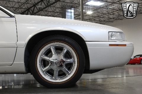 2002 Cadillac Eldorado image 58