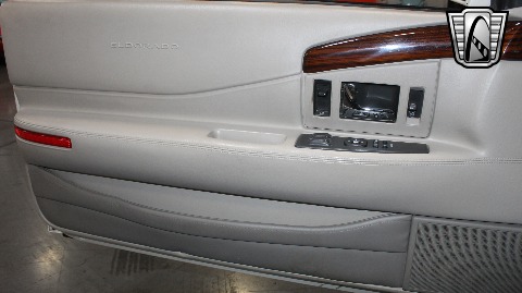 2002 Cadillac Eldorado image 112