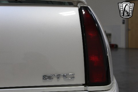 2002 Cadillac Eldorado image 87