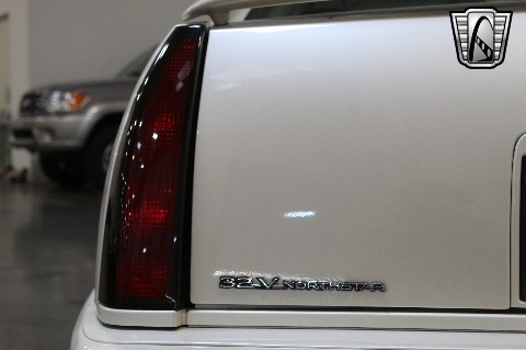 2002 Cadillac Eldorado image 92