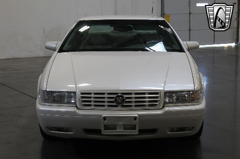 2002 Cadillac Eldorado image 15