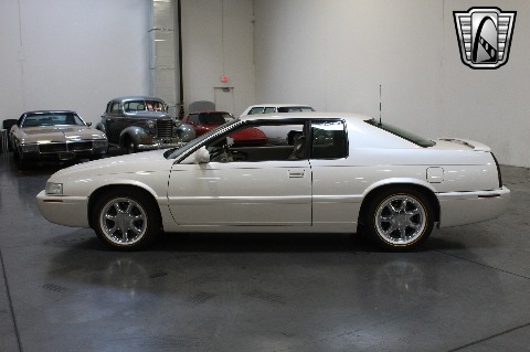 2002 Cadillac Eldorado image 17