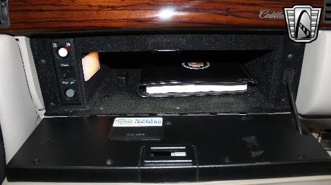 2002 Cadillac Eldorado image 122