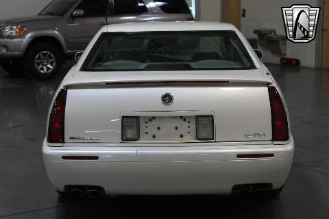 2002 Cadillac Eldorado image 19