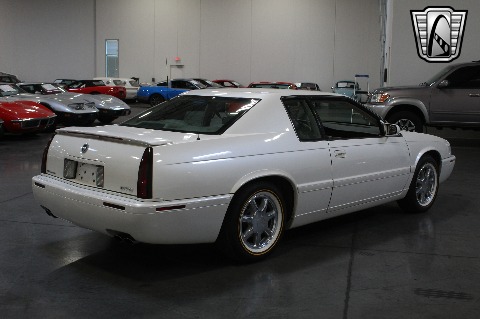 2002 Cadillac Eldorado image 20