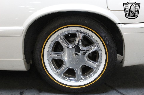 2002 Cadillac Eldorado image 101