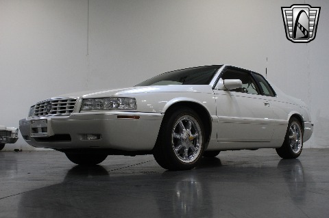 2002 Cadillac Eldorado image 24