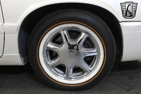 2002 Cadillac Eldorado image 103