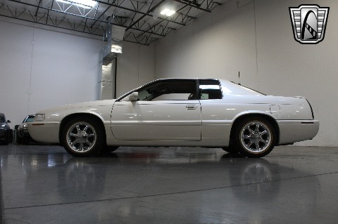 2002 Cadillac Eldorado image 26