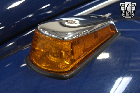 1972 Volkswagen Super Beetle image 66