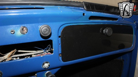 1972 Volkswagen Super Beetle image 97