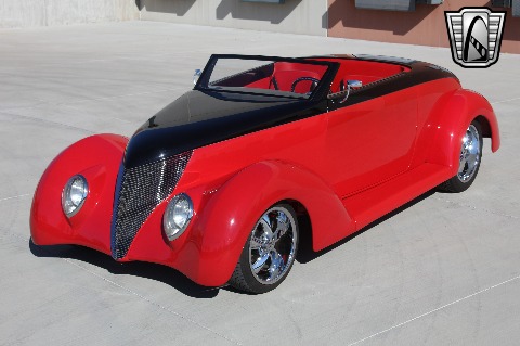 1937 Ford Custom image 59
