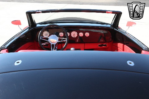 1937 Ford Custom image 61