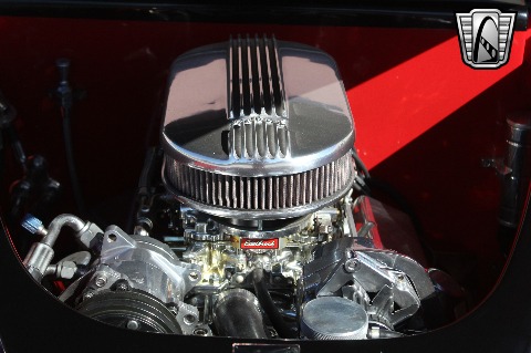 1937 Ford Custom image 114