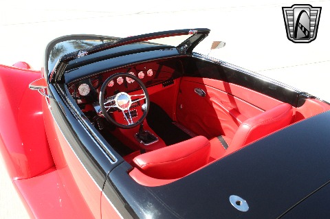 1937 Ford Custom image 63