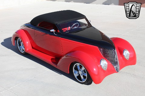 1937 Ford Custom image 13