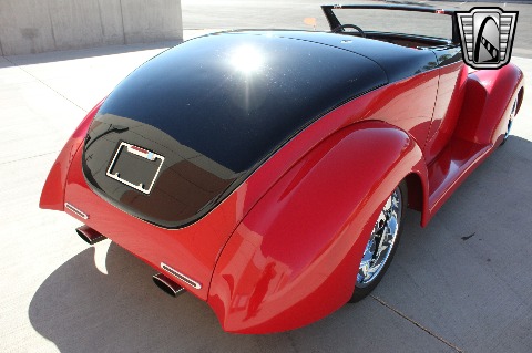 1937 Ford Custom image 93