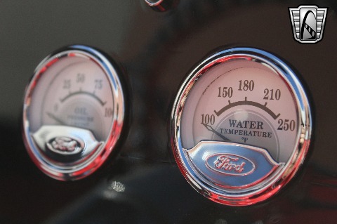 1937 Ford Custom image 73