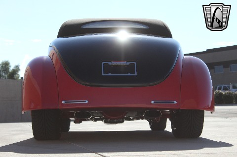 1937 Ford Custom image 26