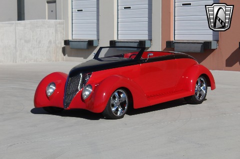 1937 Ford Custom image 52