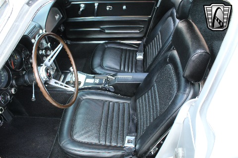 1967 Chevrolet Corvette image 135