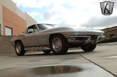 1967 Chevrolet Corvette image 8