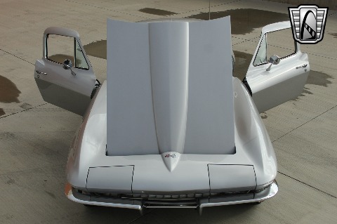 1967 Chevrolet Corvette image 33