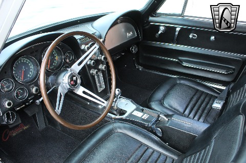 1967 Chevrolet Corvette image 116