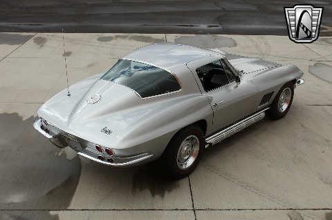 1967 Chevrolet Corvette image 14