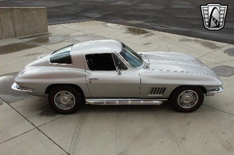1967 Chevrolet Corvette image 15