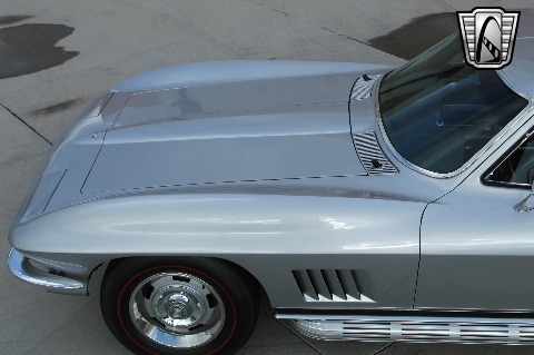 1967 Chevrolet Corvette image 43