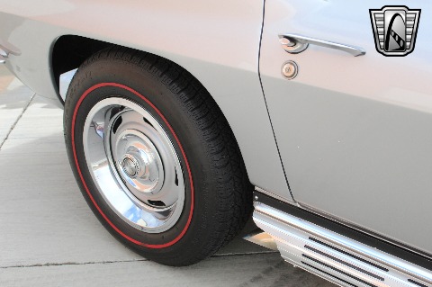 1967 Chevrolet Corvette image 98