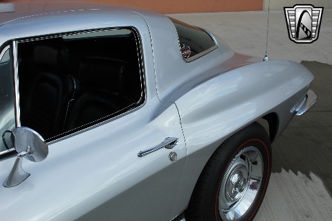 1967 Chevrolet Corvette image 73