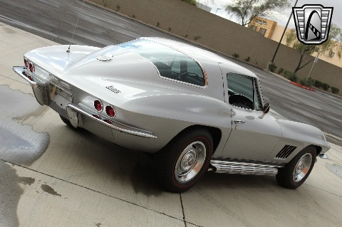 1967 Chevrolet Corvette image 22