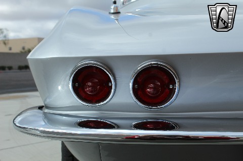 1967 Chevrolet Corvette image 101