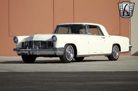 1956 Lincoln Continental image 3