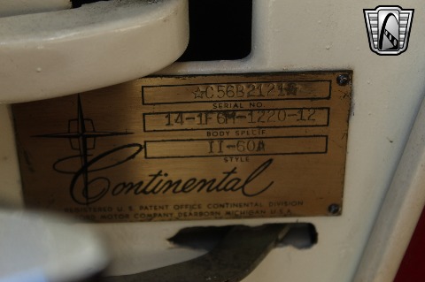 1956 Lincoln Continental image 111