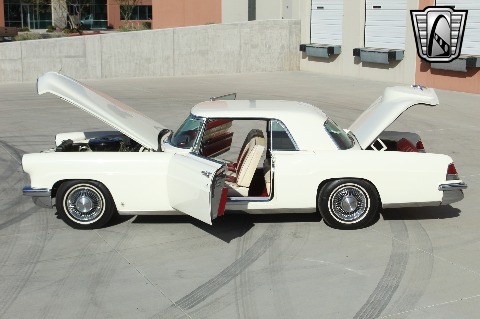 1956 Lincoln Continental image 34